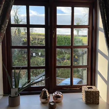 2 Nookdales