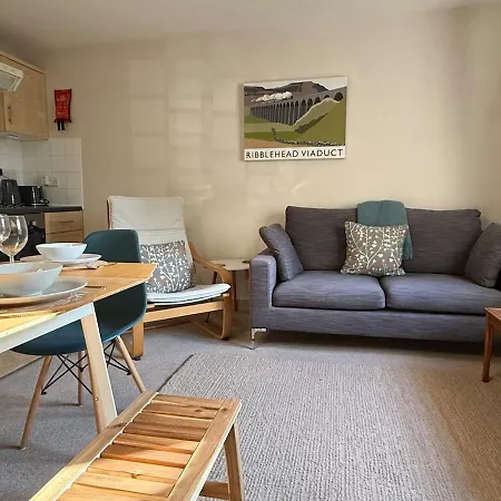 2 Nookdales Holiday home *
