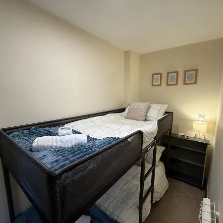 2 Nookdales Holiday home *